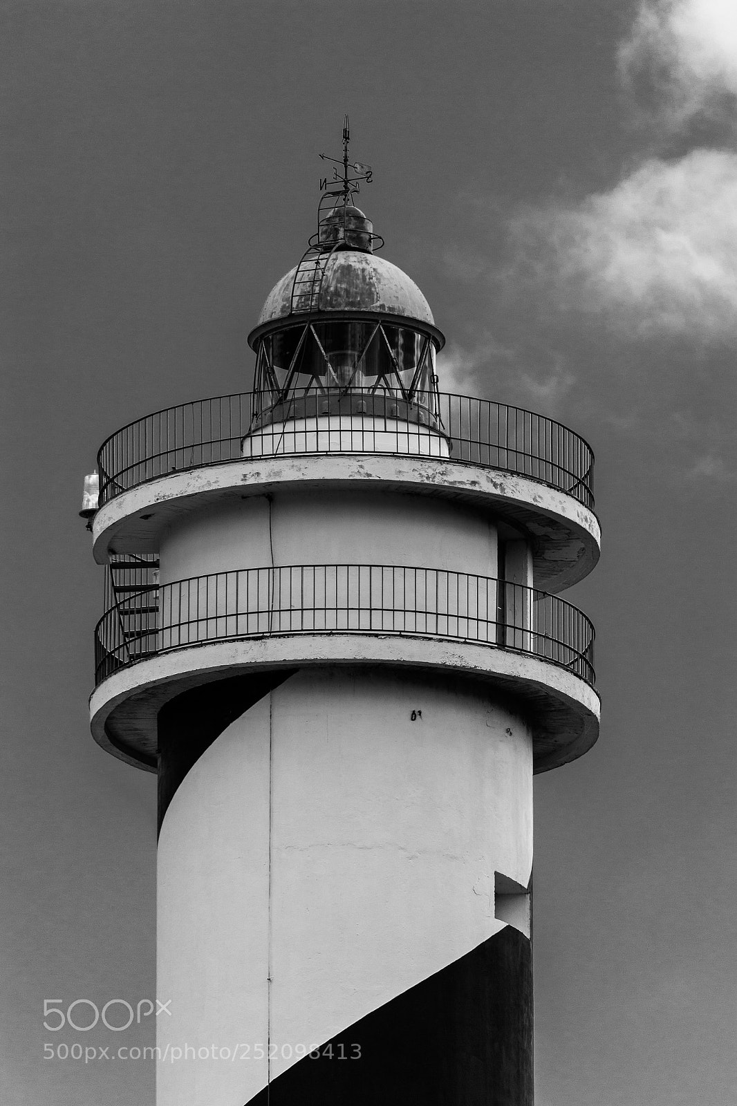 Canon EOS 100D (EOS Rebel SL1 / EOS Kiss X7) sample photo. The lighthouse photography