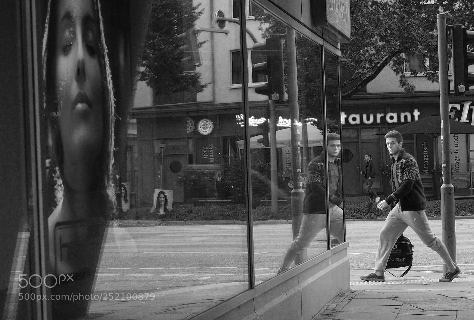 Olympus OM-D E-M10 sample photo. Man in a hurry photography