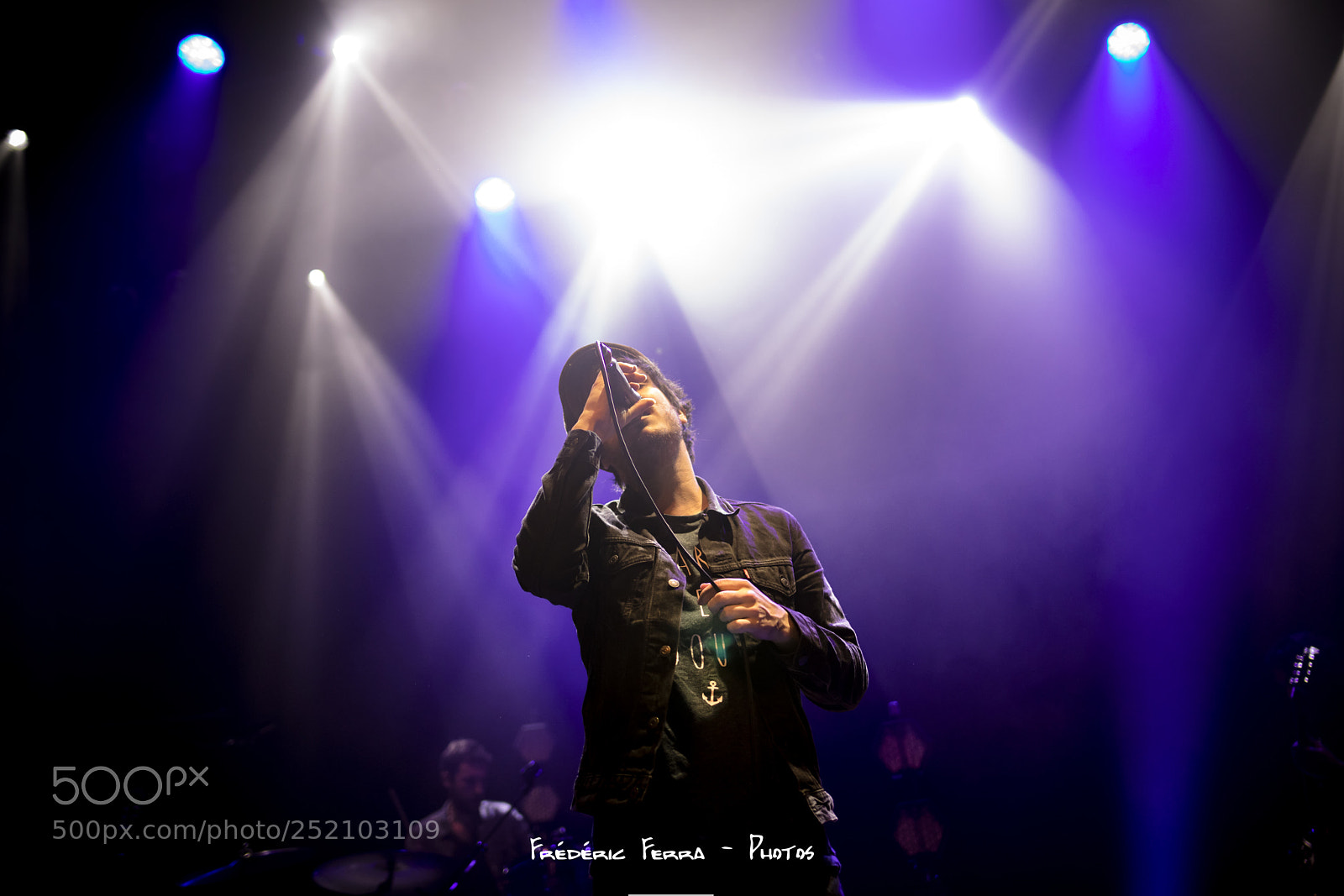 Canon EOS 5D Mark IV sample photo. Concert gauvain sers photography