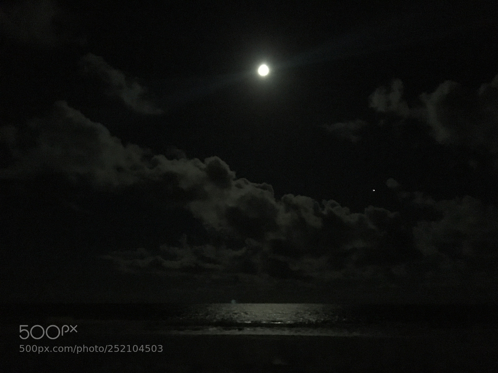 Apple iPhone 6s sample photo. Moon photography