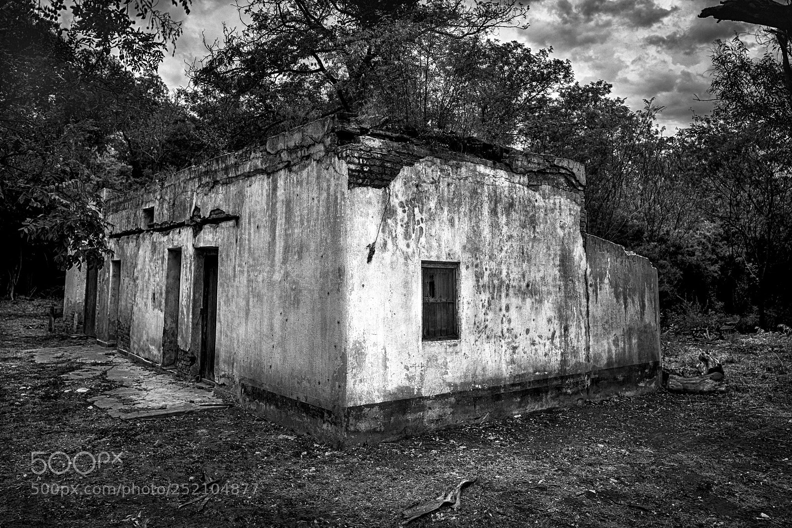 Leica Q (Typ 116) sample photo. La ex-casa de los photography