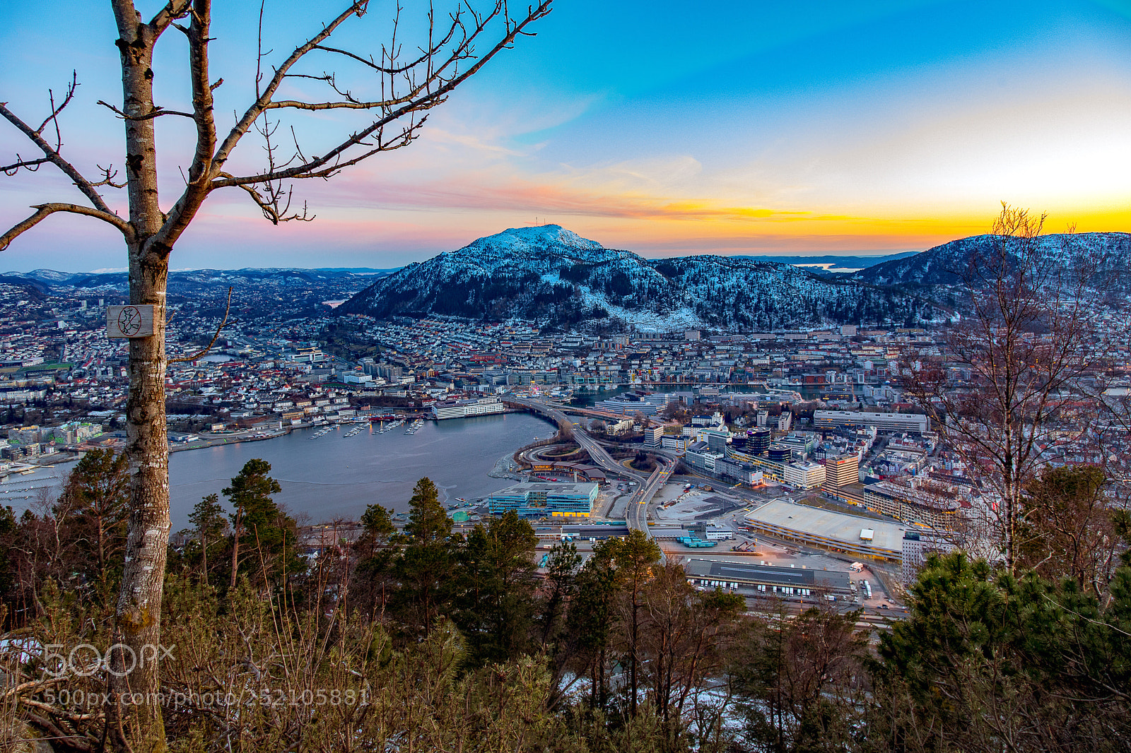 Canon EOS 6D Mark II sample photo. Løvstakken in sunset photography