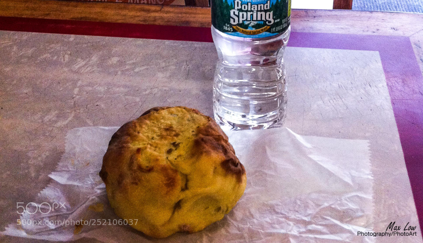 Apple iPhone 4 sample photo. The knish photography