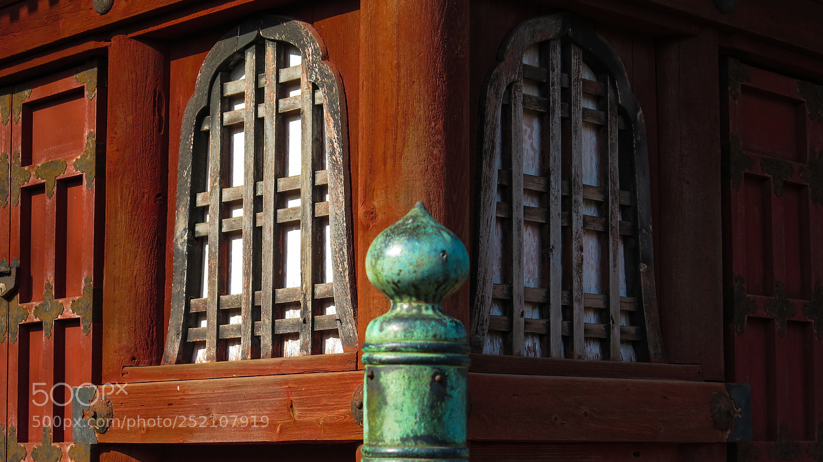 Canon PowerShot G16 sample photo. Pagoda details photography
