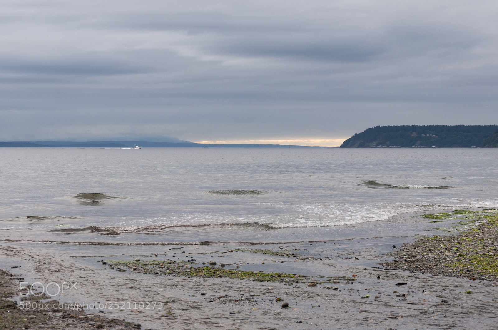 Nikon D90 sample photo. Sea way between islands photography
