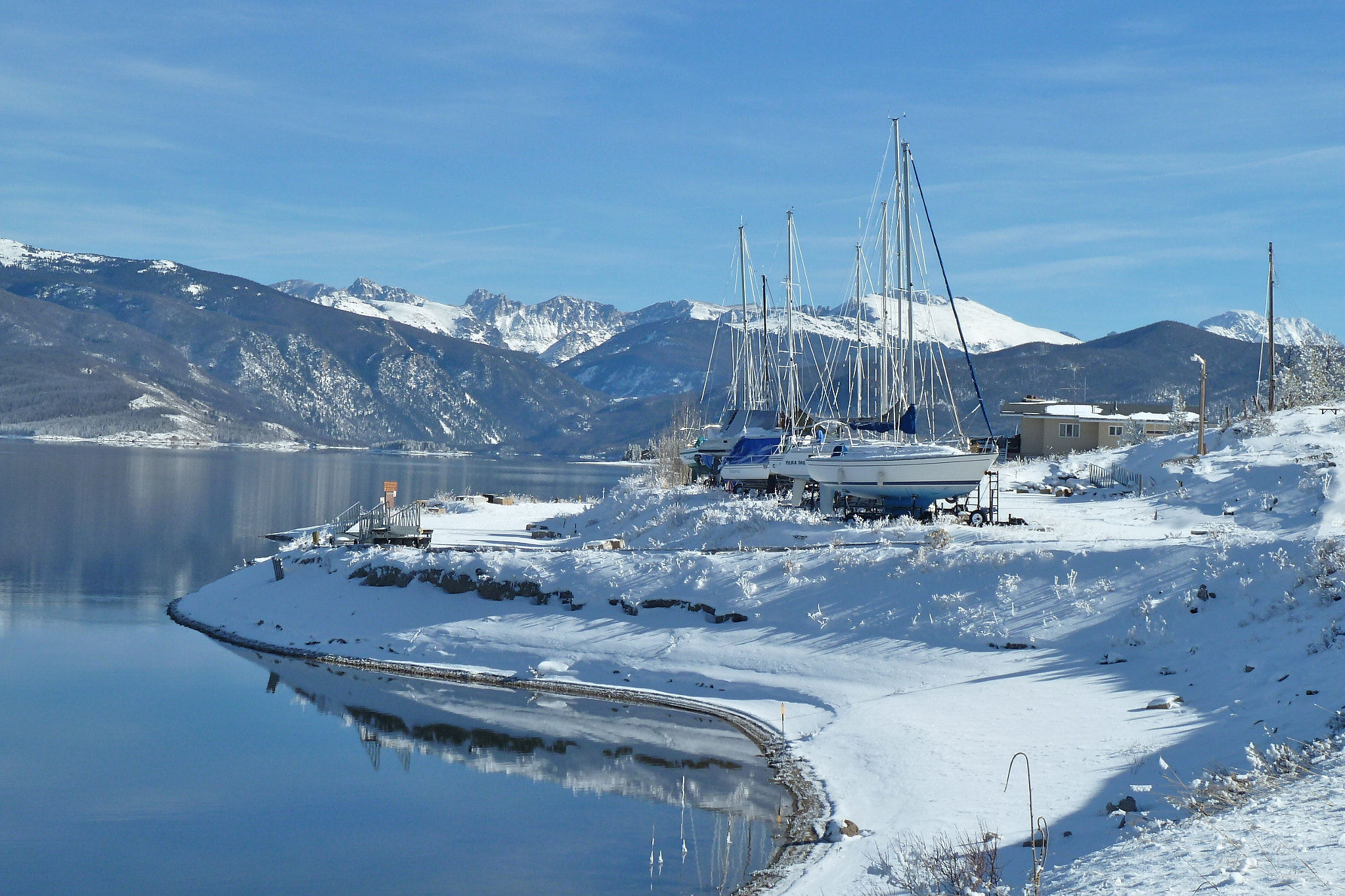 Panasonic Lumix DMC-ZS5 (Lumix DMC-TZ8) sample photo. Put away for winter photography