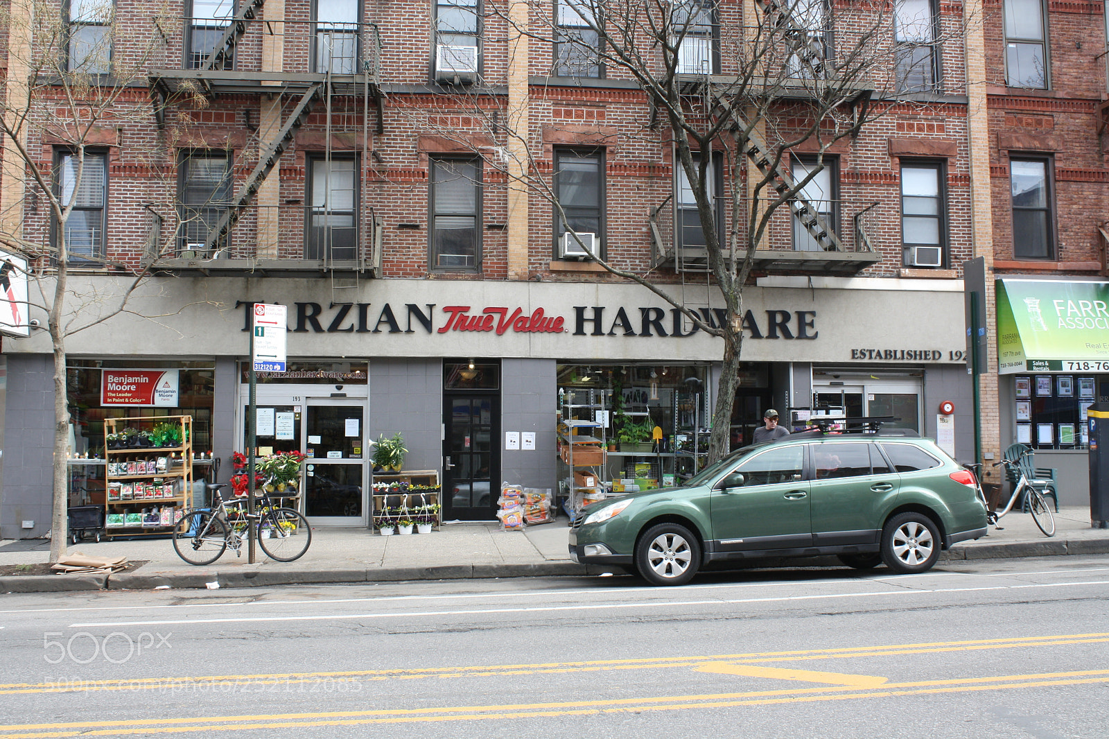 Canon EOS 1000D (EOS Digital Rebel XS / EOS Kiss F) sample photo. Brooklyn, ny, march 2018 photography