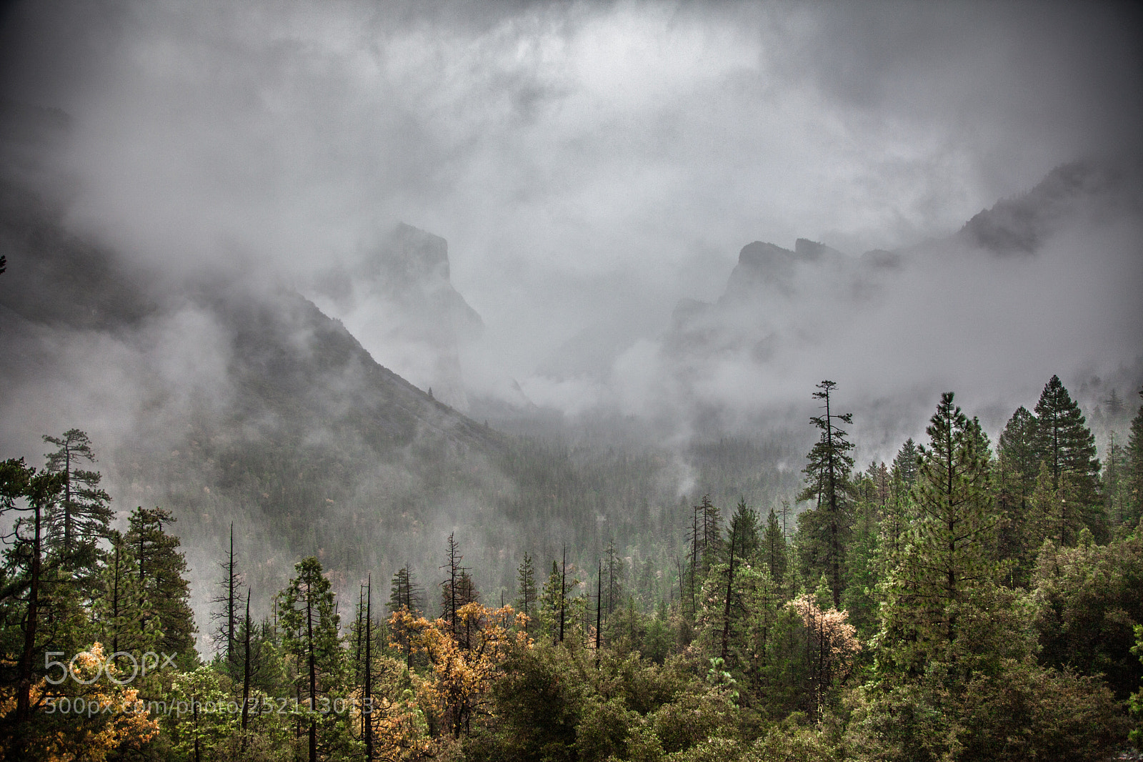 Canon EOS 5D Mark II sample photo. Cloudy valley photography