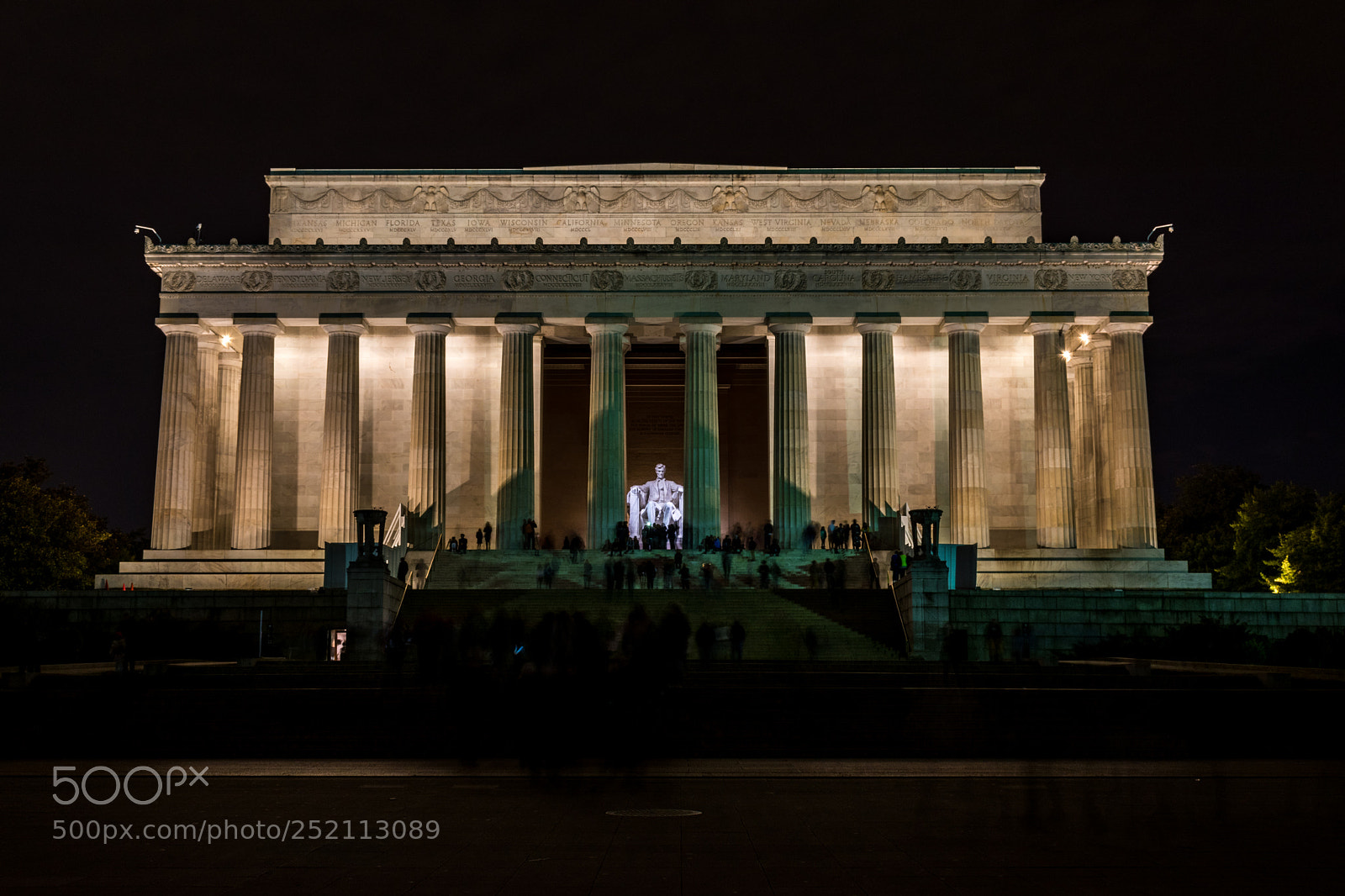 Nikon D5600 sample photo. Lincoln memorial photography