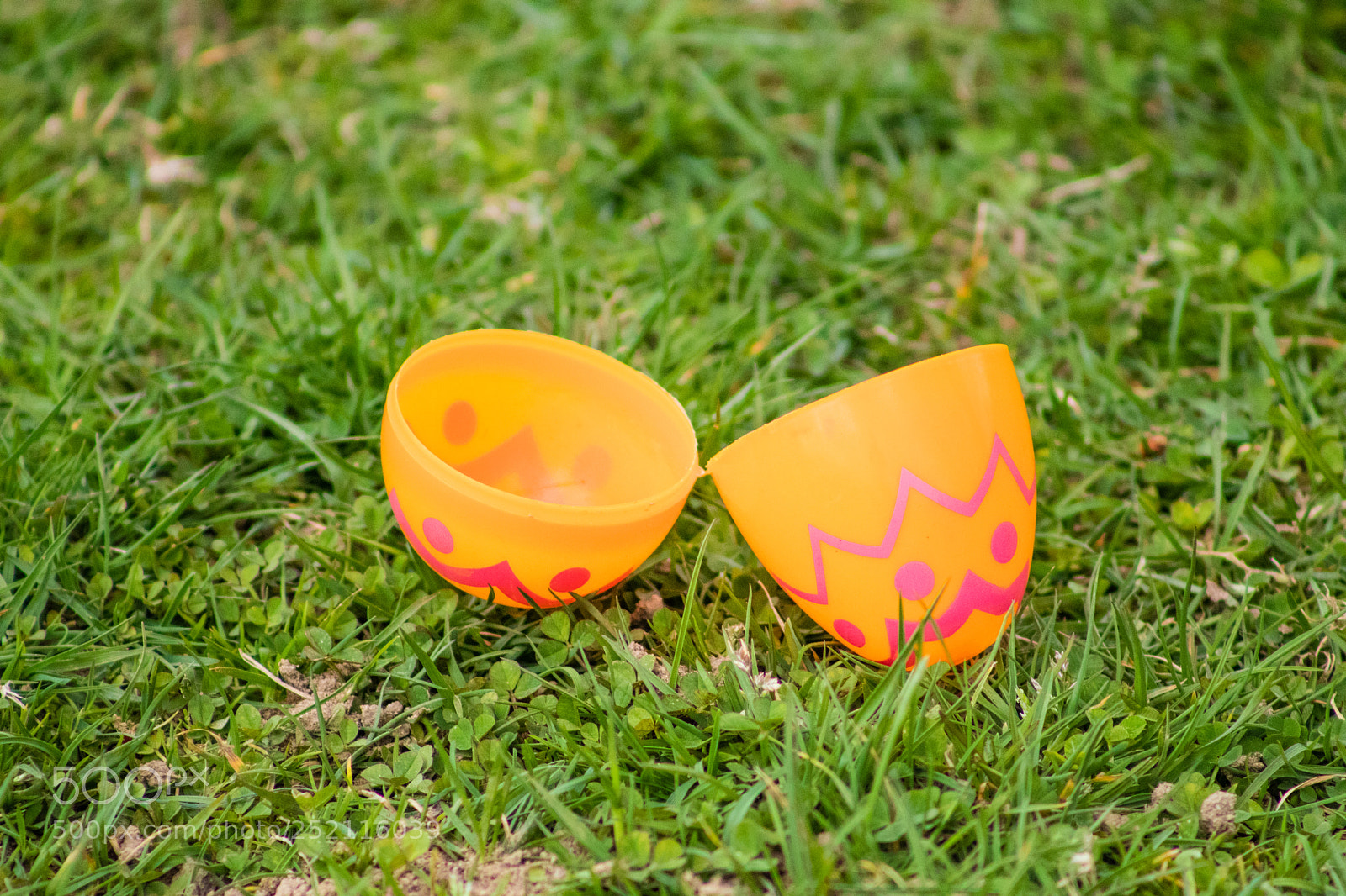Canon EOS 77D (EOS 9000D / EOS 770D) sample photo. Easter photography