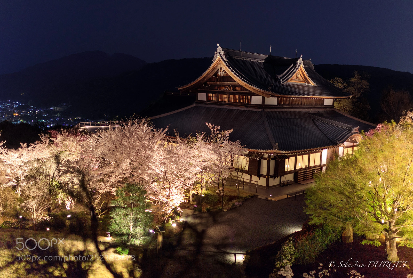 Canon EOS 5D Mark IV sample photo. Shōgunzuka temple kyoto photography