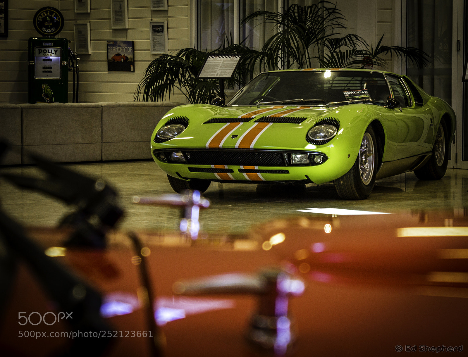 Canon EOS 600D (Rebel EOS T3i / EOS Kiss X5) sample photo. Lamborghini miura photography