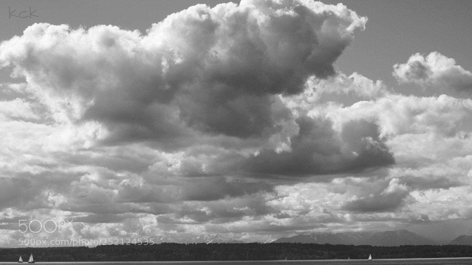 Olympus OM-D E-M10 II sample photo. Big sky. photography