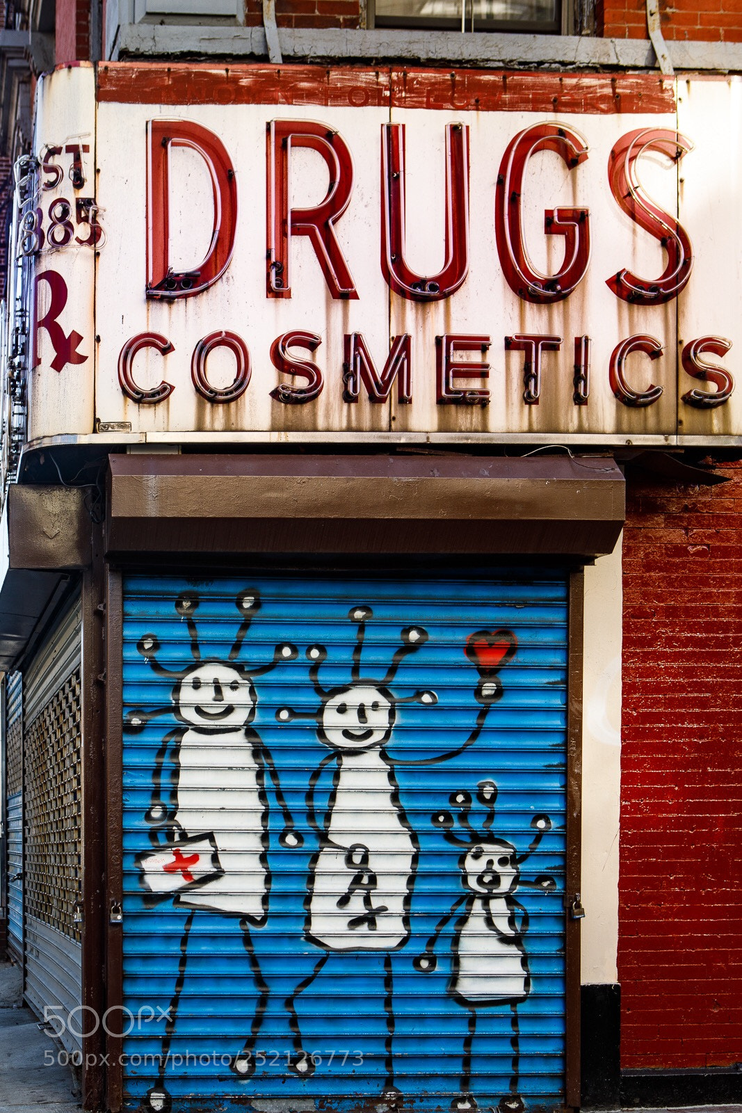Canon EOS 5D Mark IV sample photo. Old fashioned drug store photography