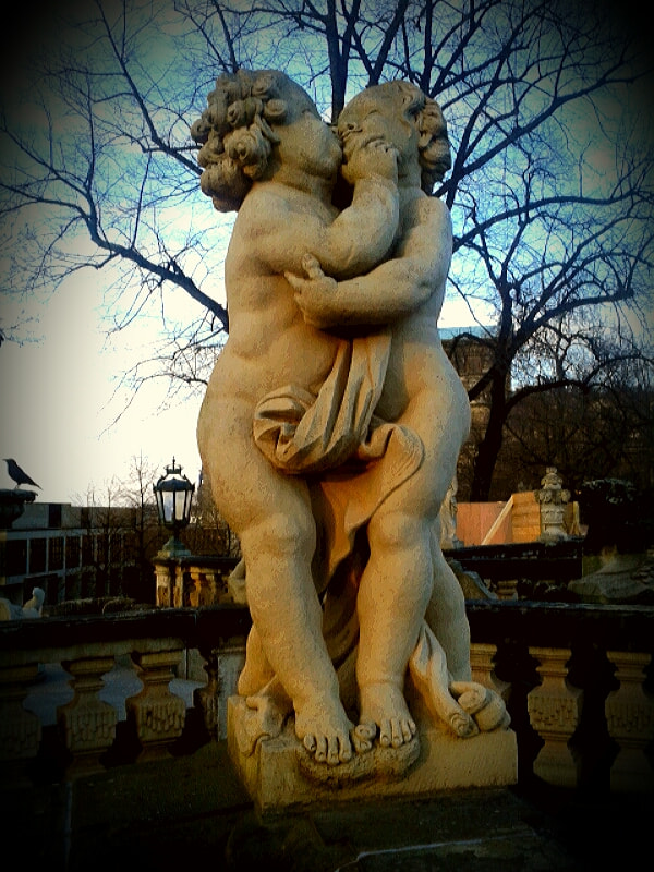 Samsung Galaxy S3 Mini sample photo. Baroque love photography