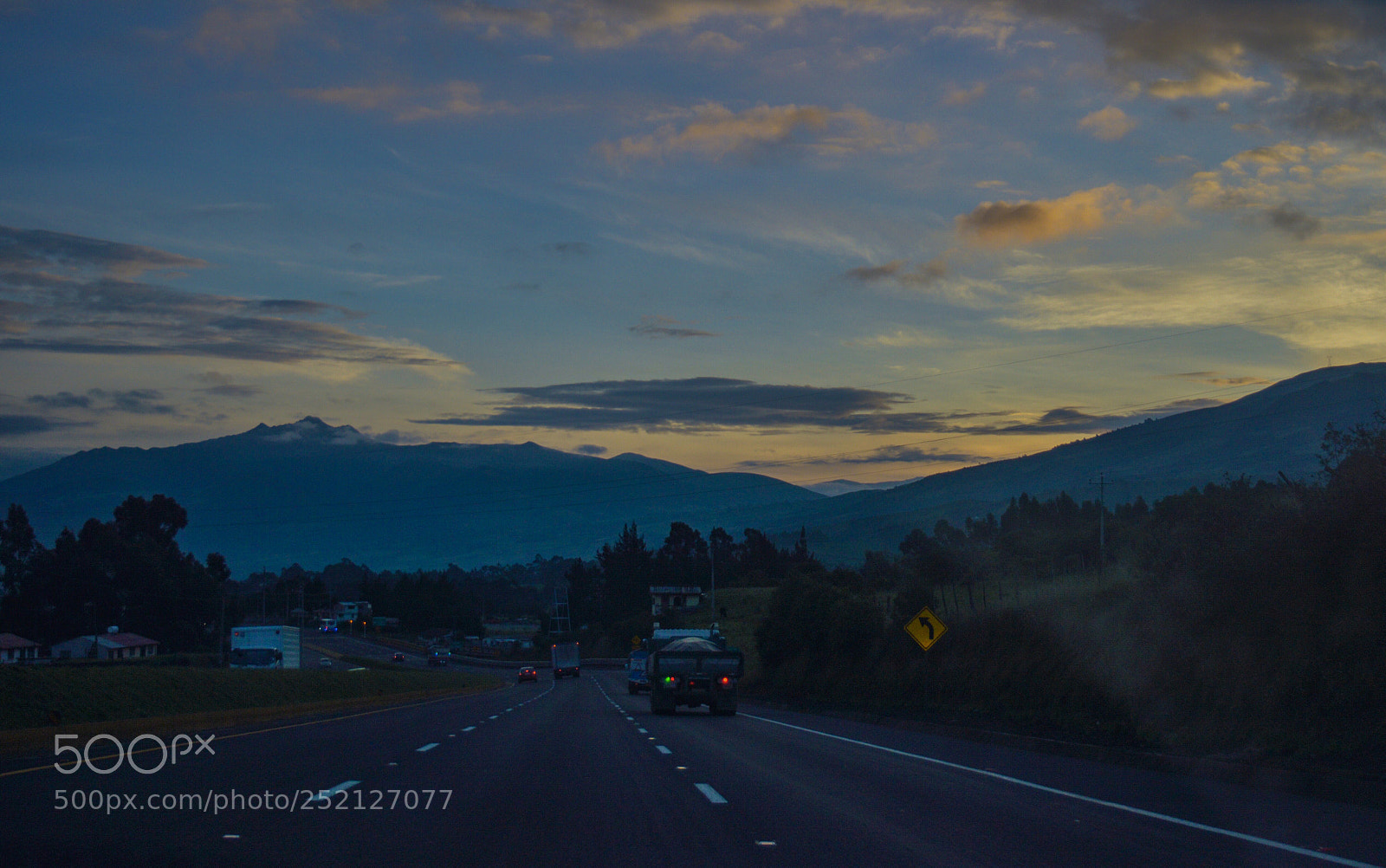 Nikon D3200 sample photo. Road photography