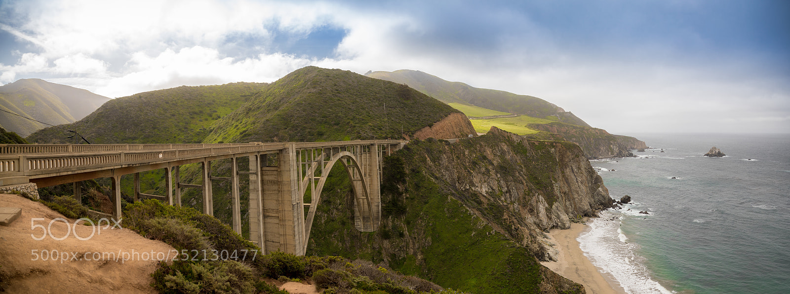 Canon EOS 5D Mark IV sample photo. The bridge and the photography