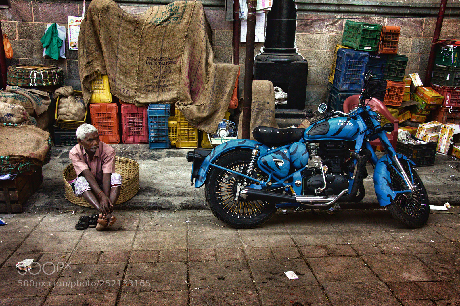 Nikon D7200 sample photo. Market colours photography