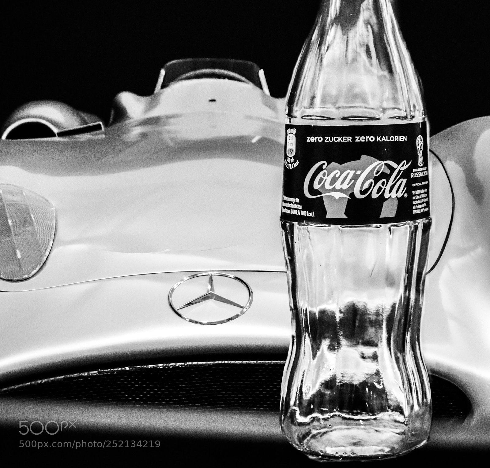 Canon EOS 70D sample photo. Daily coca-cola picture coke photography