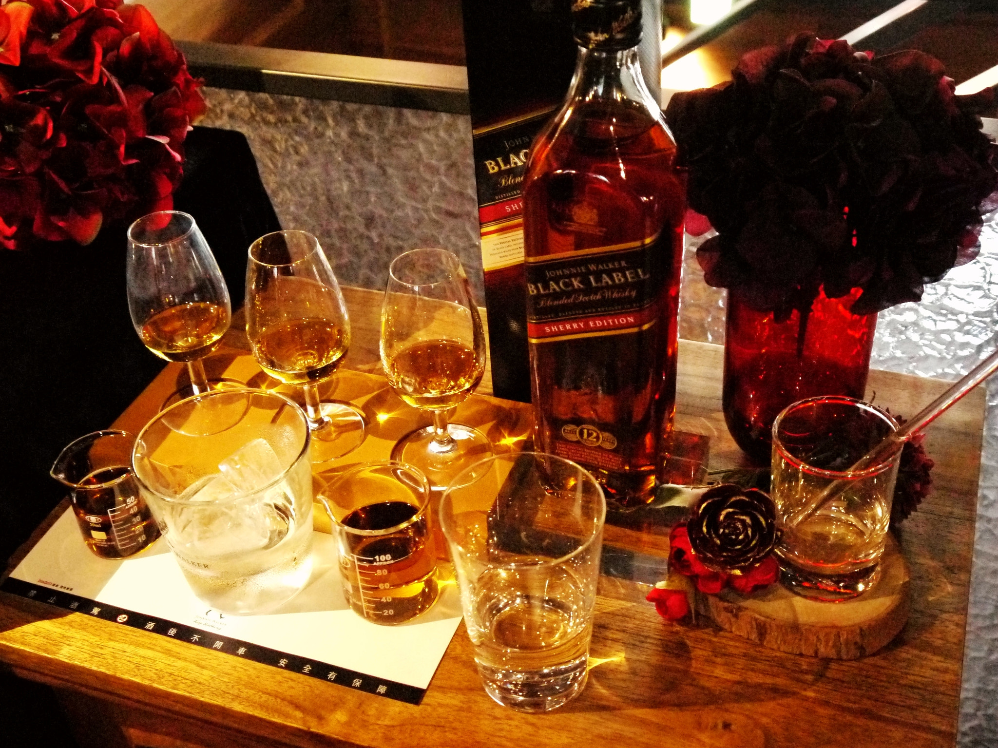 Panasonic Lumix DMC-GF2 sample photo. Johnnie walker black label photography