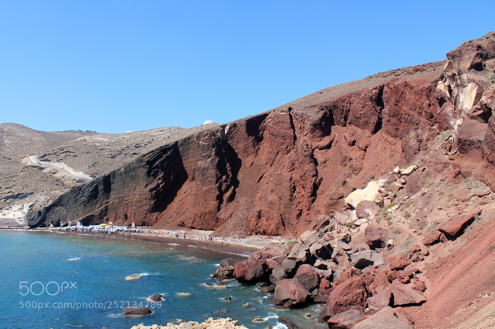 Canon EOS 1100D (EOS Rebel T3 / EOS Kiss X50) sample photo. Red beach photography
