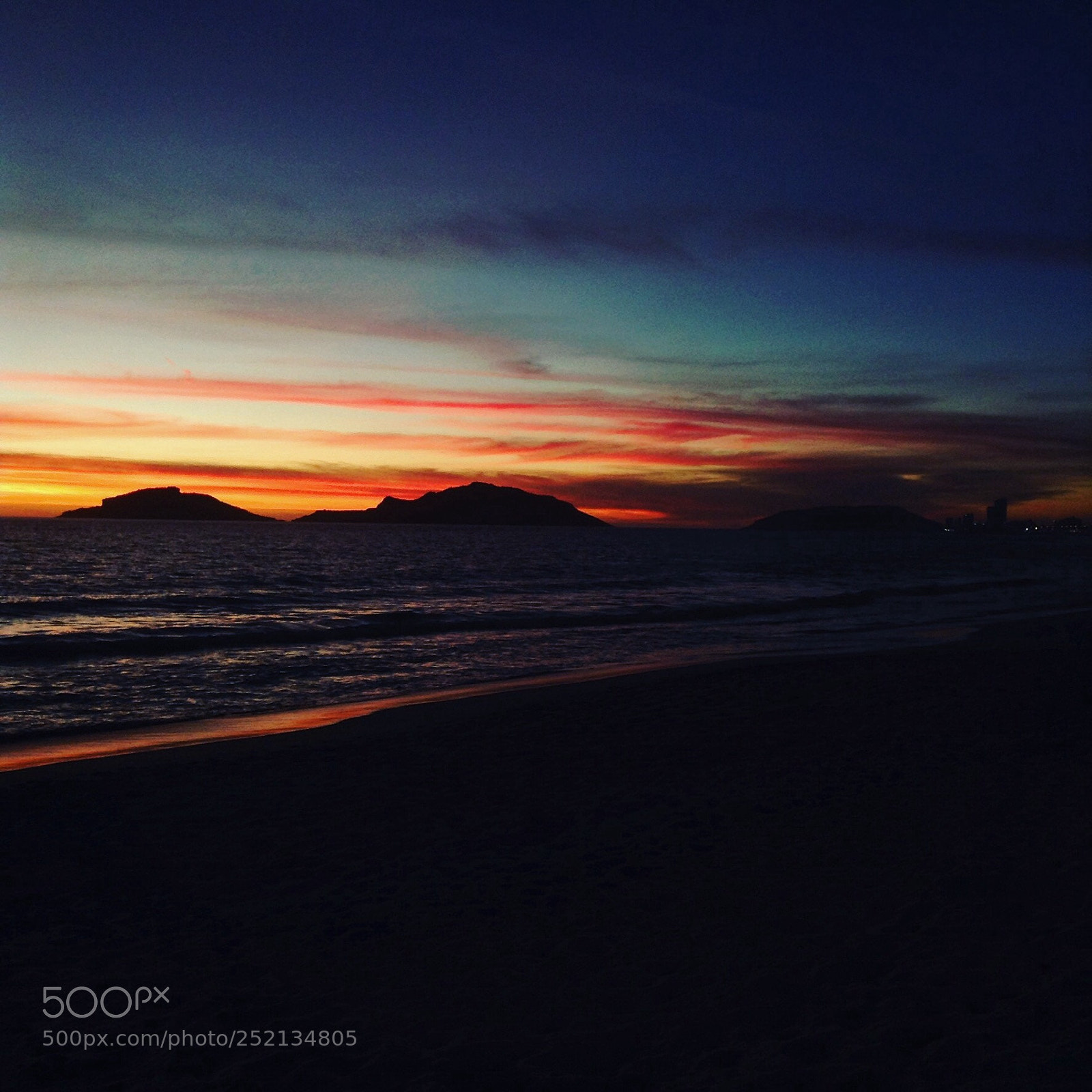 Apple iPod touch sample photo. Mazatlán sunset photography