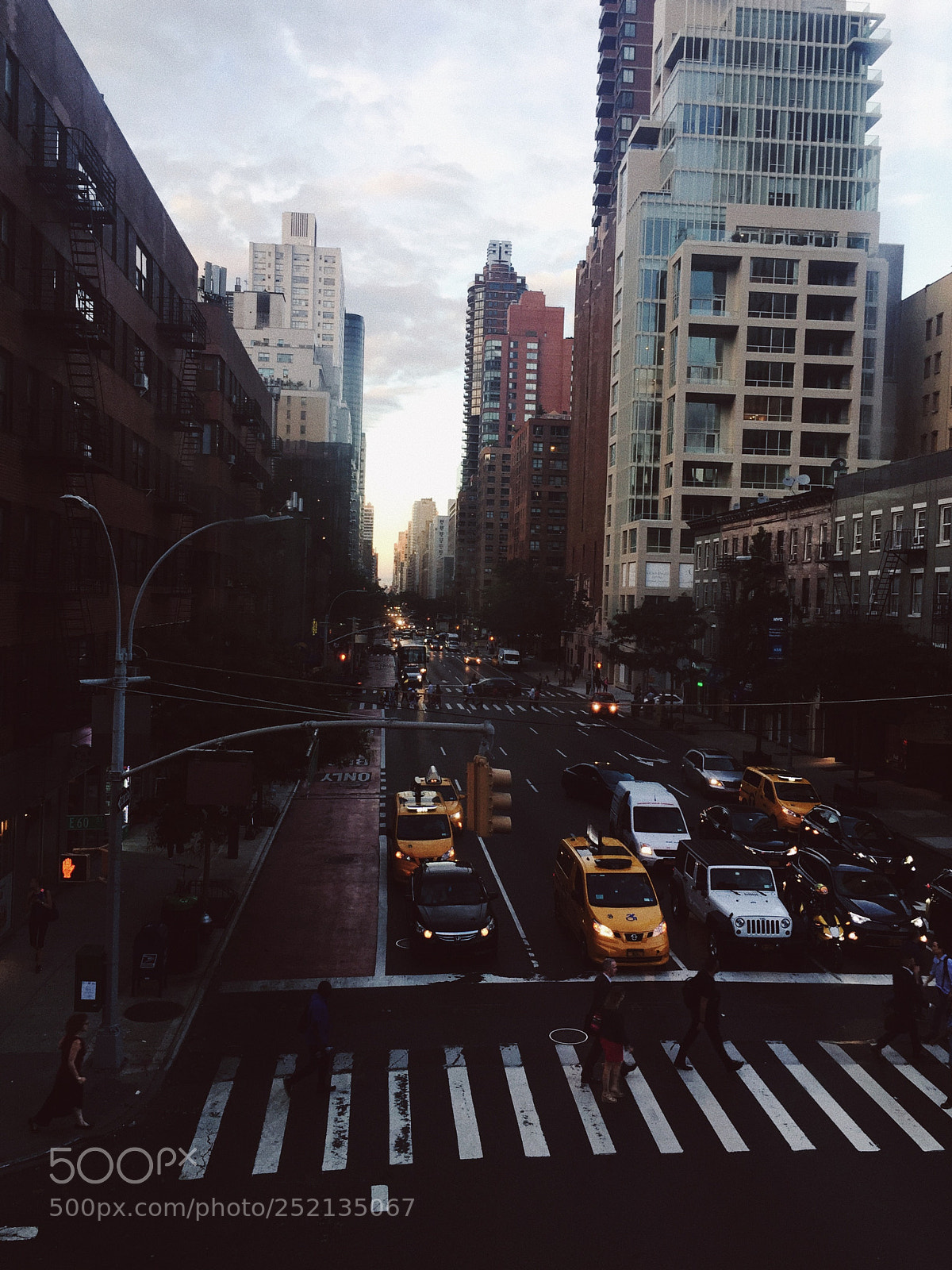 Apple iPhone 6 Plus sample photo. Streets of new york photography