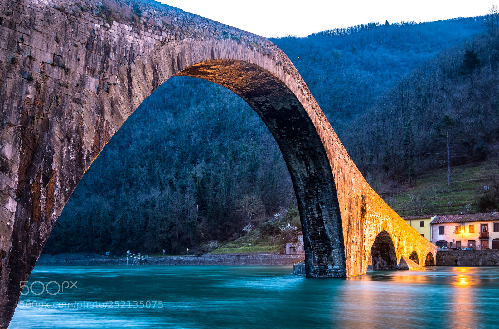 Fujifilm X-T2 sample photo. Golden lit bridge photography