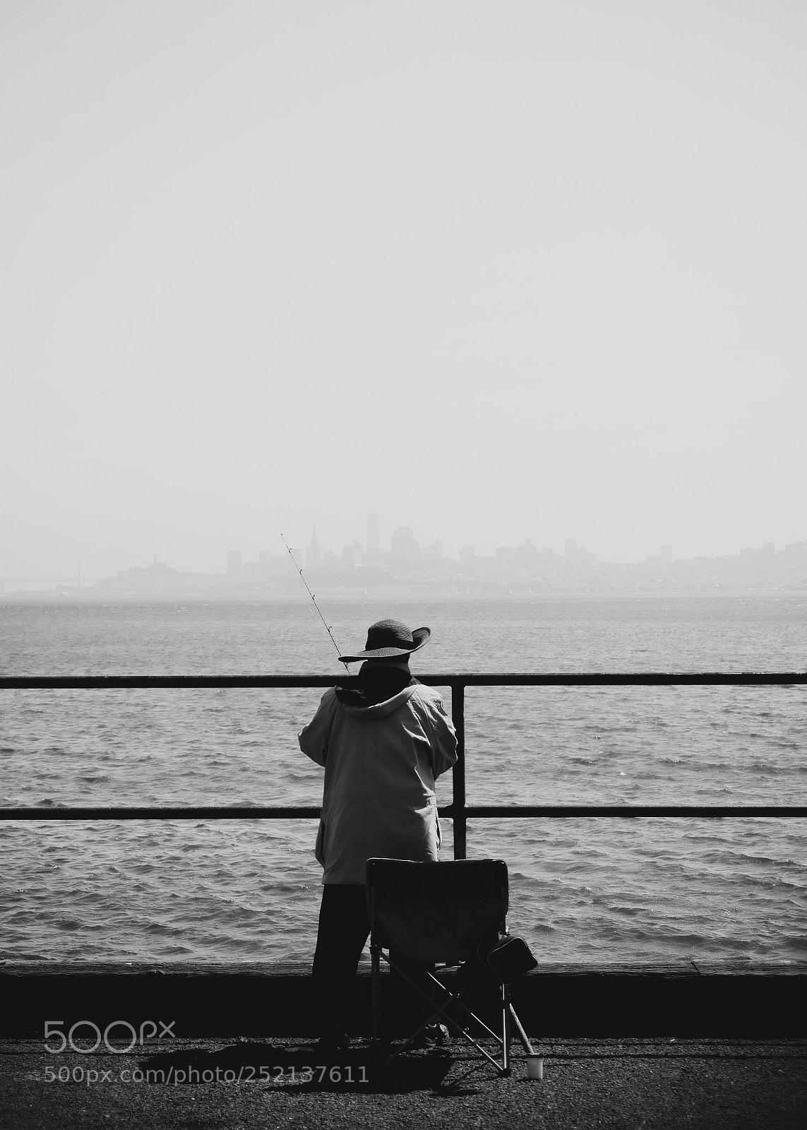 Fujifilm X-T20 sample photo. Fisherman, moore rd pier photography