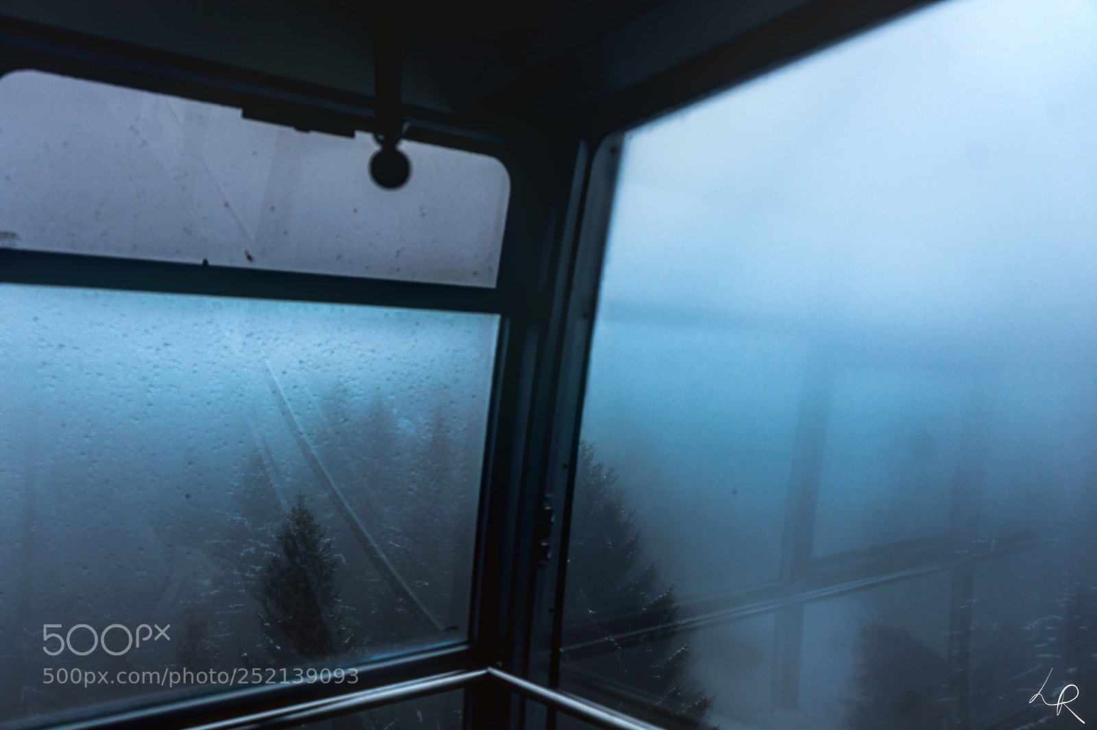 Sony a7 sample photo. Blick aus der gondel. photography