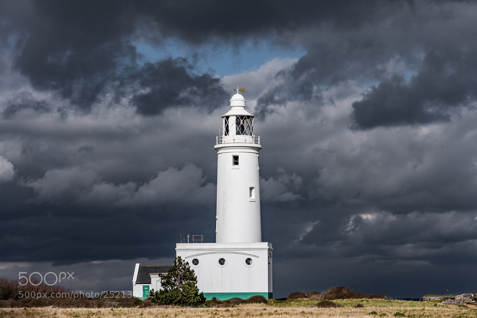 Nikon D810 sample photo. Hurst lighthouse photography