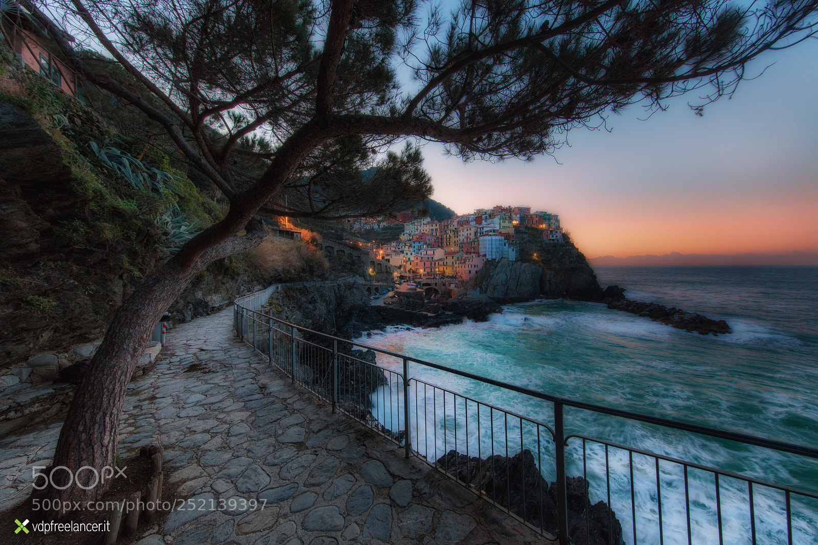 Canon EOS 5DS sample photo. Cinqueterre italy photography