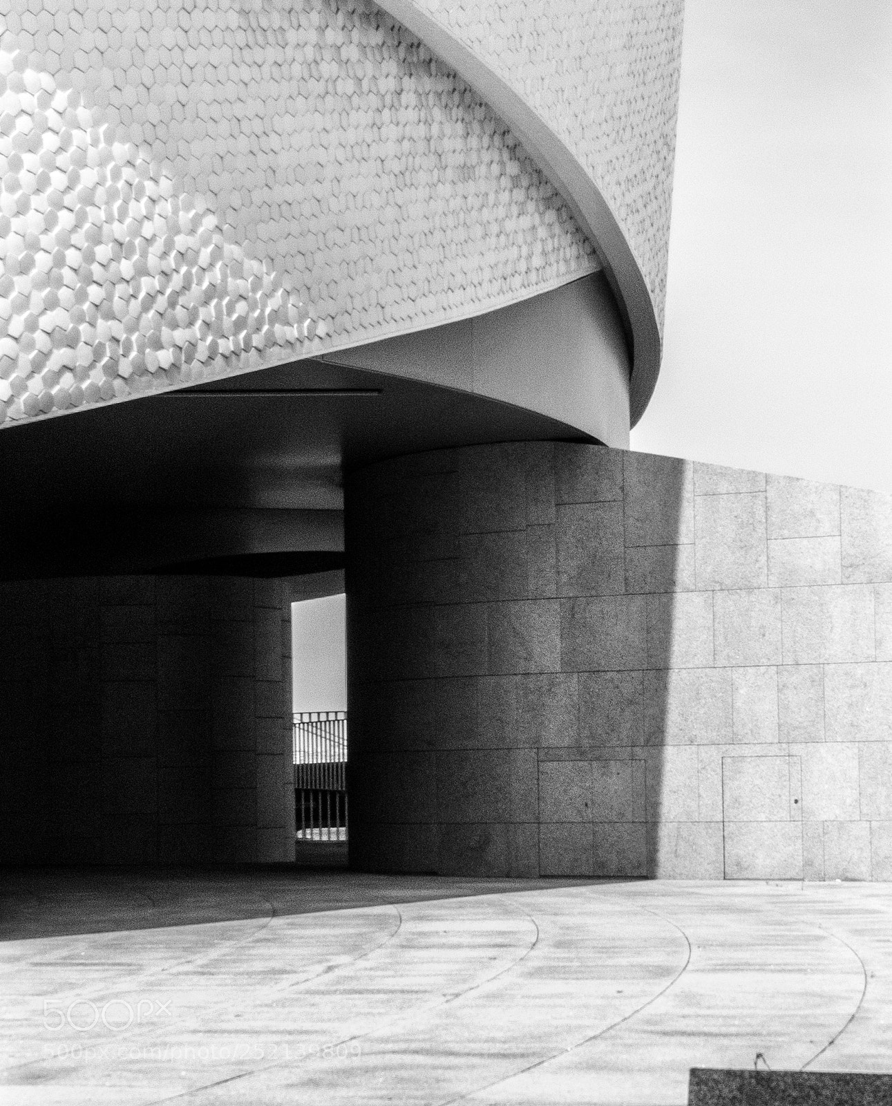Olympus OM-D E-M5 sample photo. Cruise terminal 1 photography