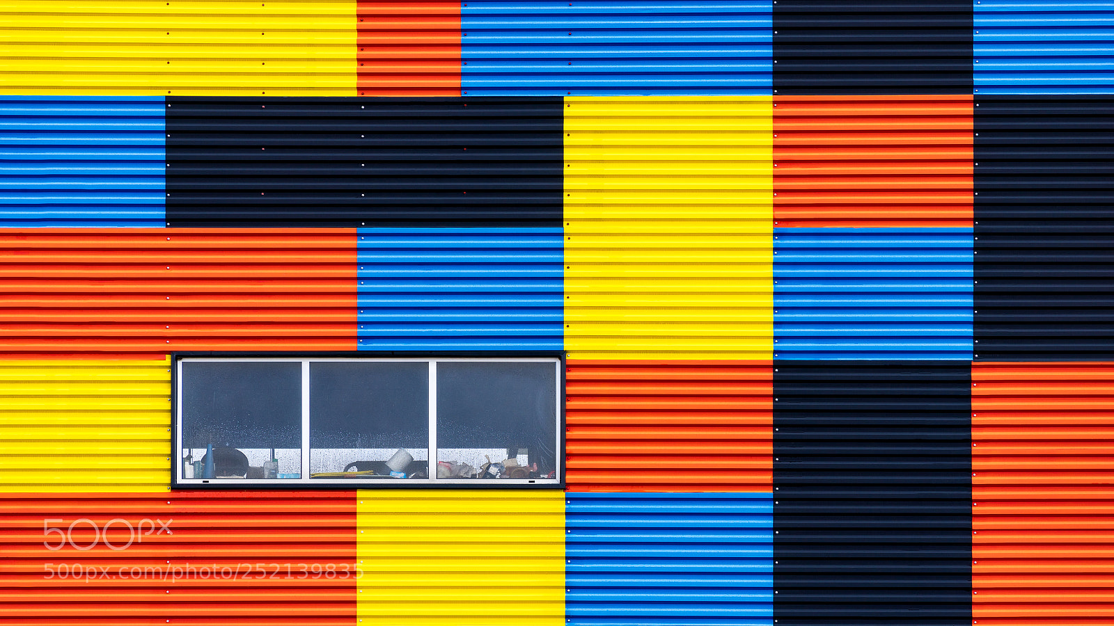 Sony a7 sample photo. The lego house photography