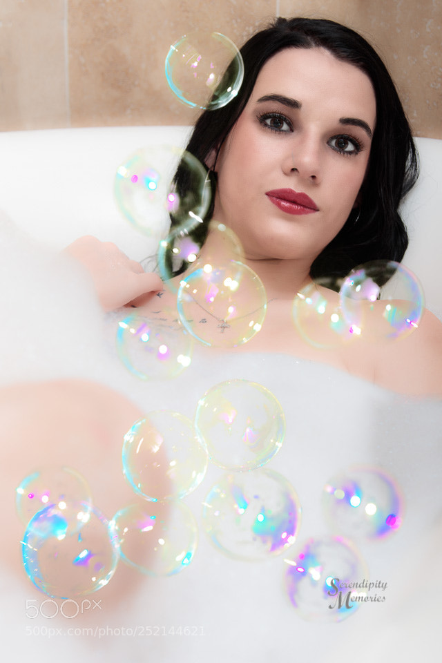 Canon EOS 77D (EOS 9000D / EOS 770D) sample photo. Bubbles photography
