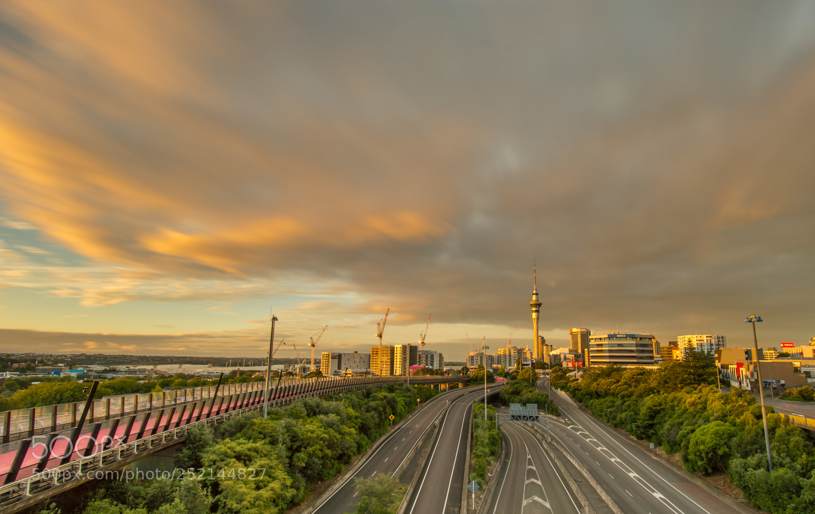 Nikon D7200 sample photo. City sunset light trails photography