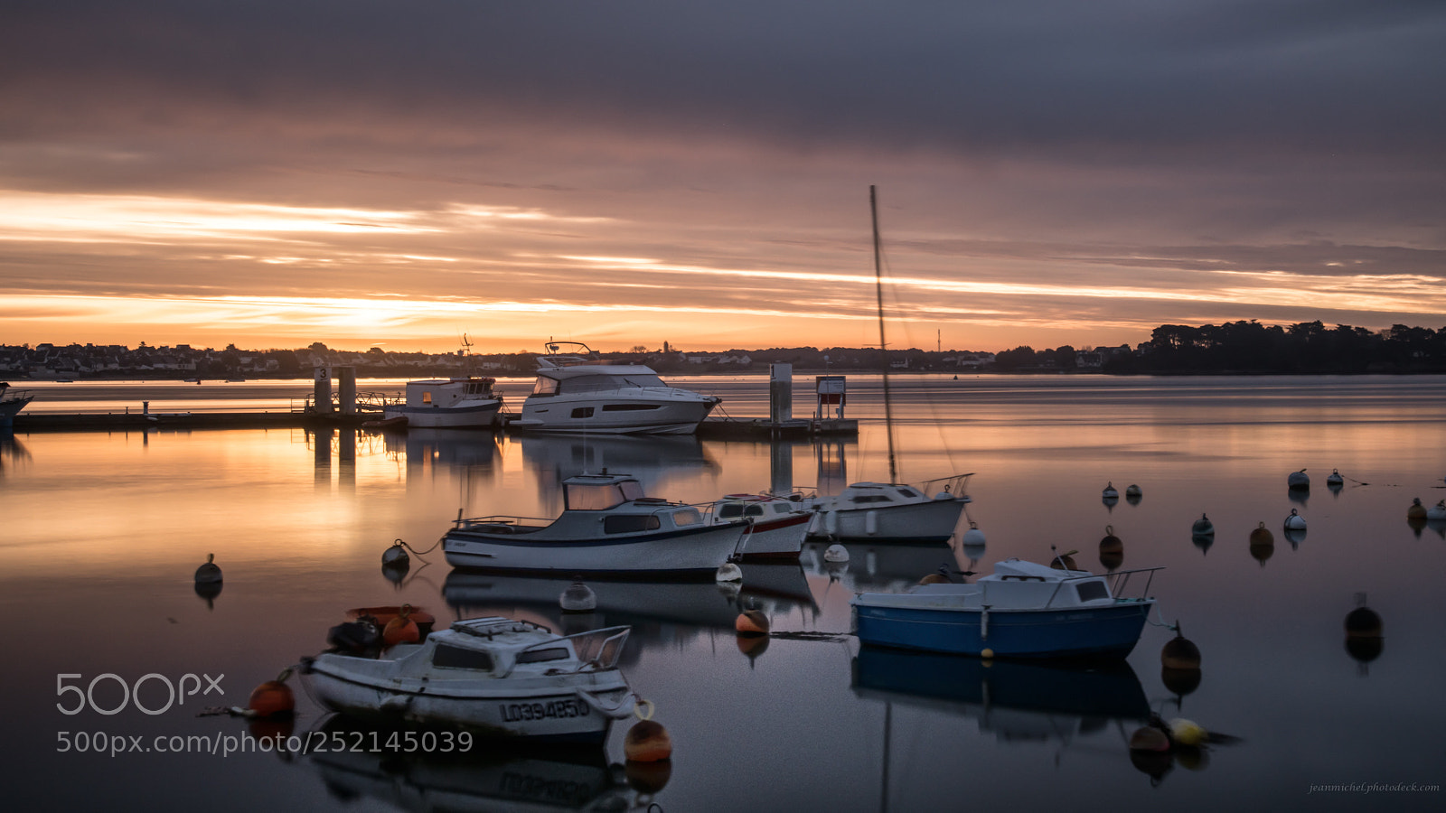 Nikon D850 sample photo. Bateaux de l'aube photography