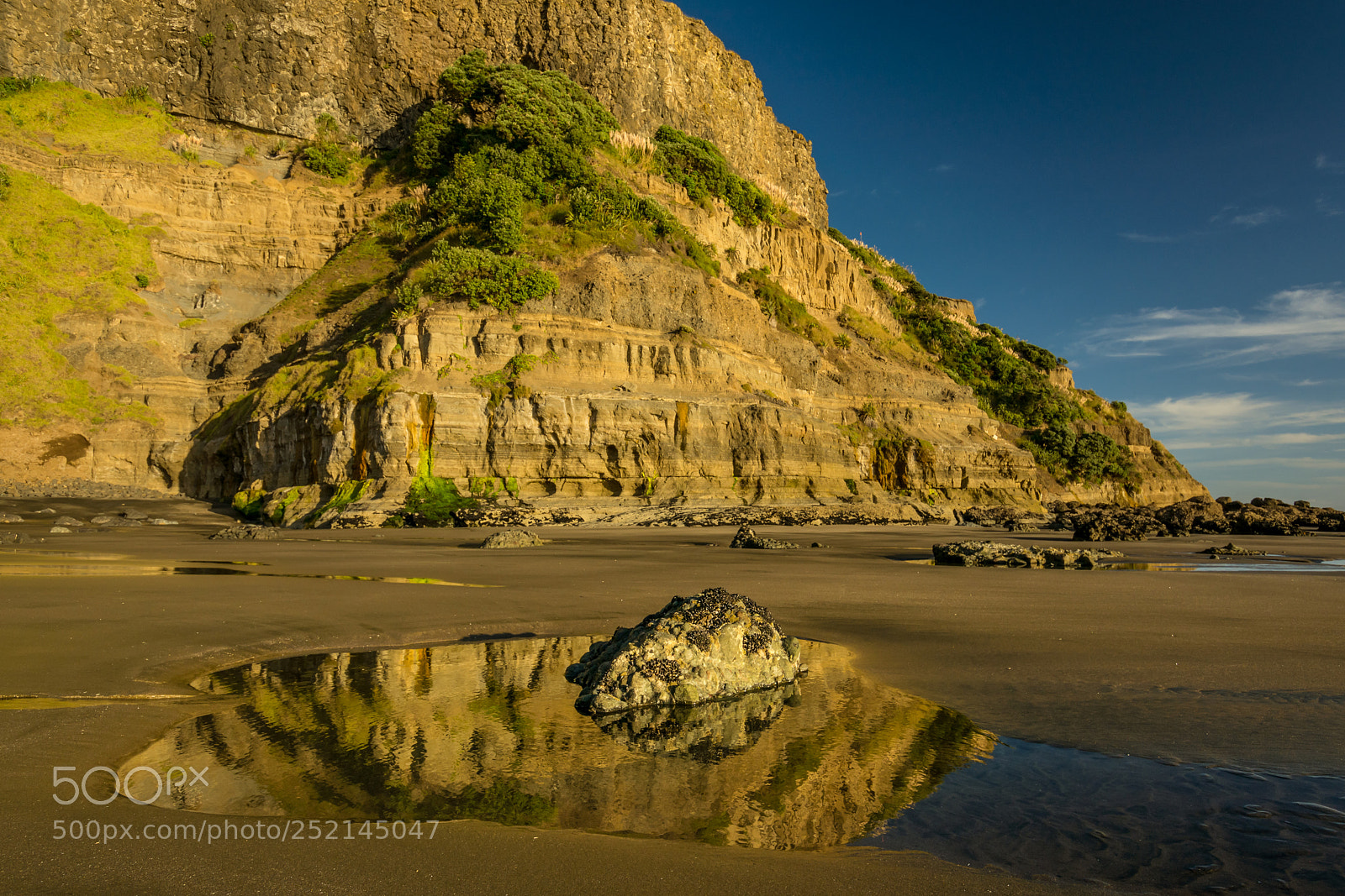 Nikon D7200 sample photo. Maori bay reflection photography