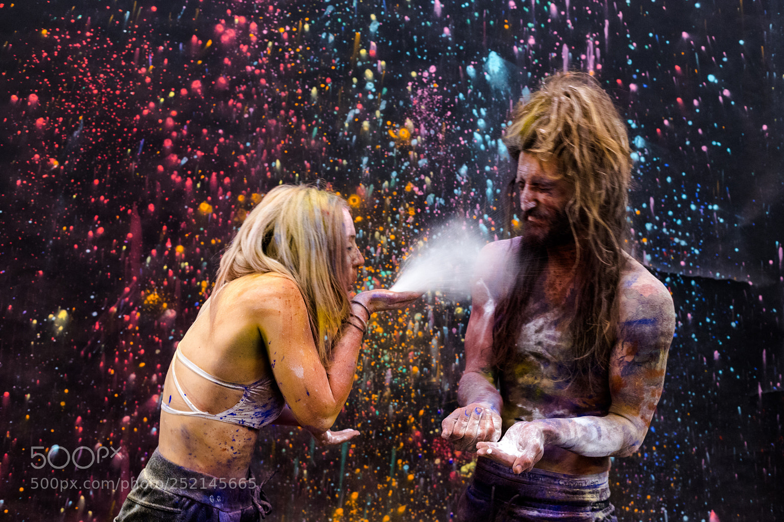 Canon EOS 6D Mark II sample photo. Messy powder paint shoot photography