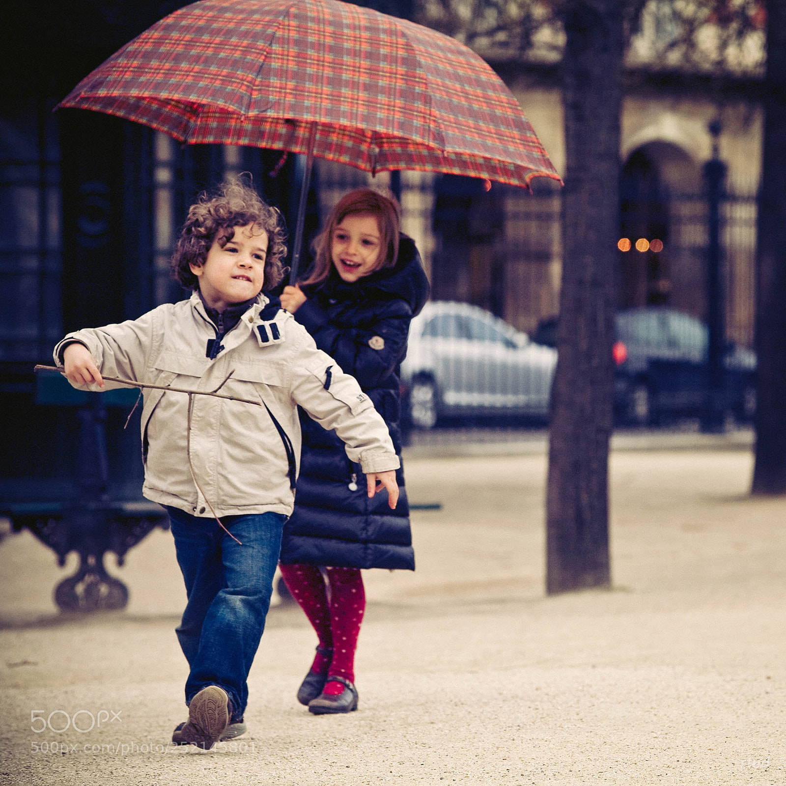 Canon EOS 5D sample photo. Kidding around #2 photography