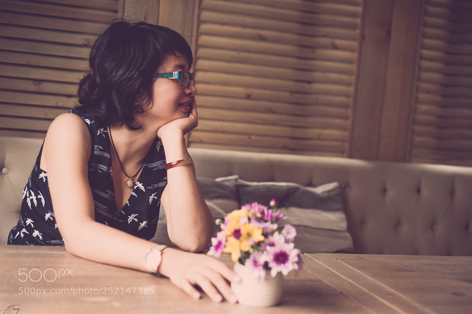 Nikon D700 sample photo. Vietnam business woman photography