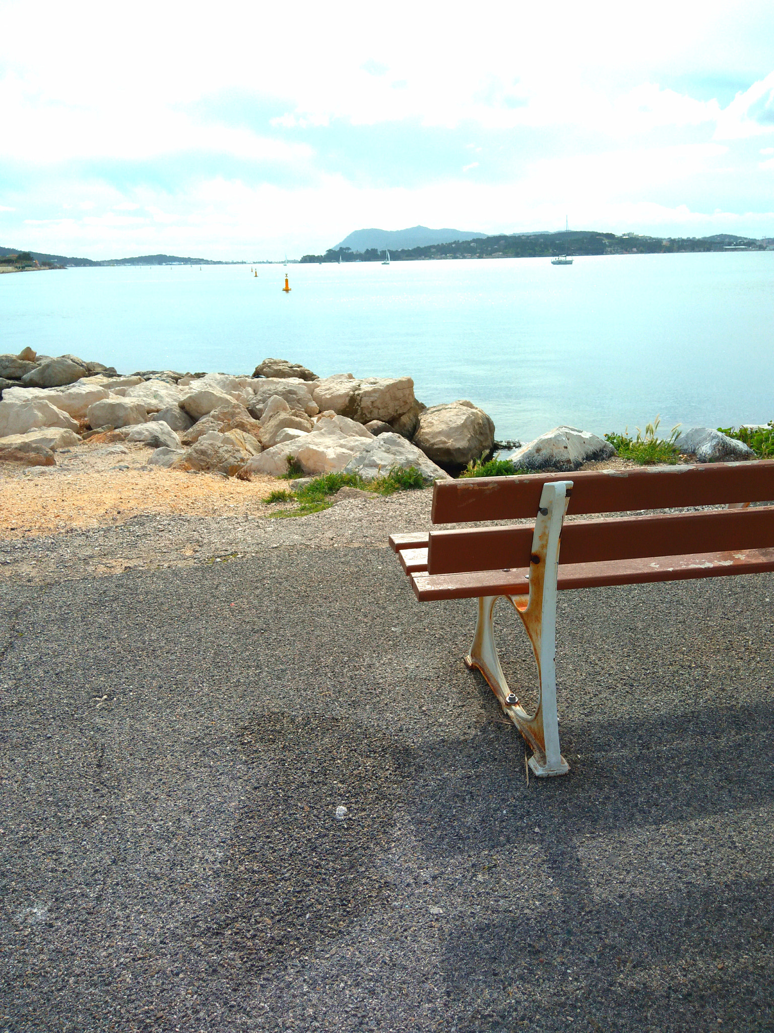 ASUS ZenFone 3 Max (ZC553KL) sample photo. Spring bench photography