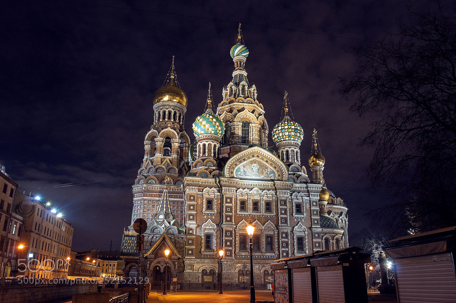 Nikon D5000 sample photo. The church of the photography