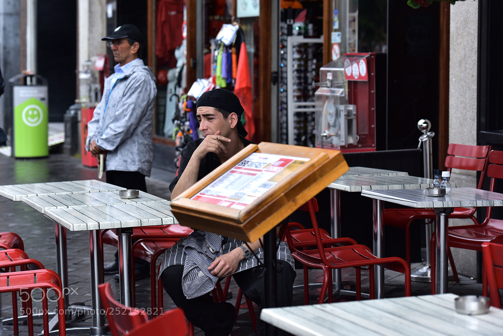 Nikon D810 sample photo. Waiting for the client. photography