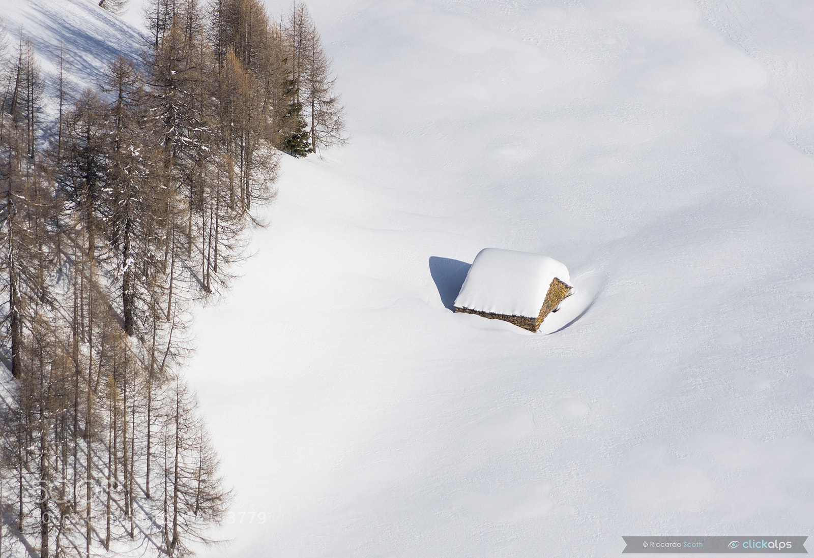 Pentax K-3 II sample photo. The hut photography
