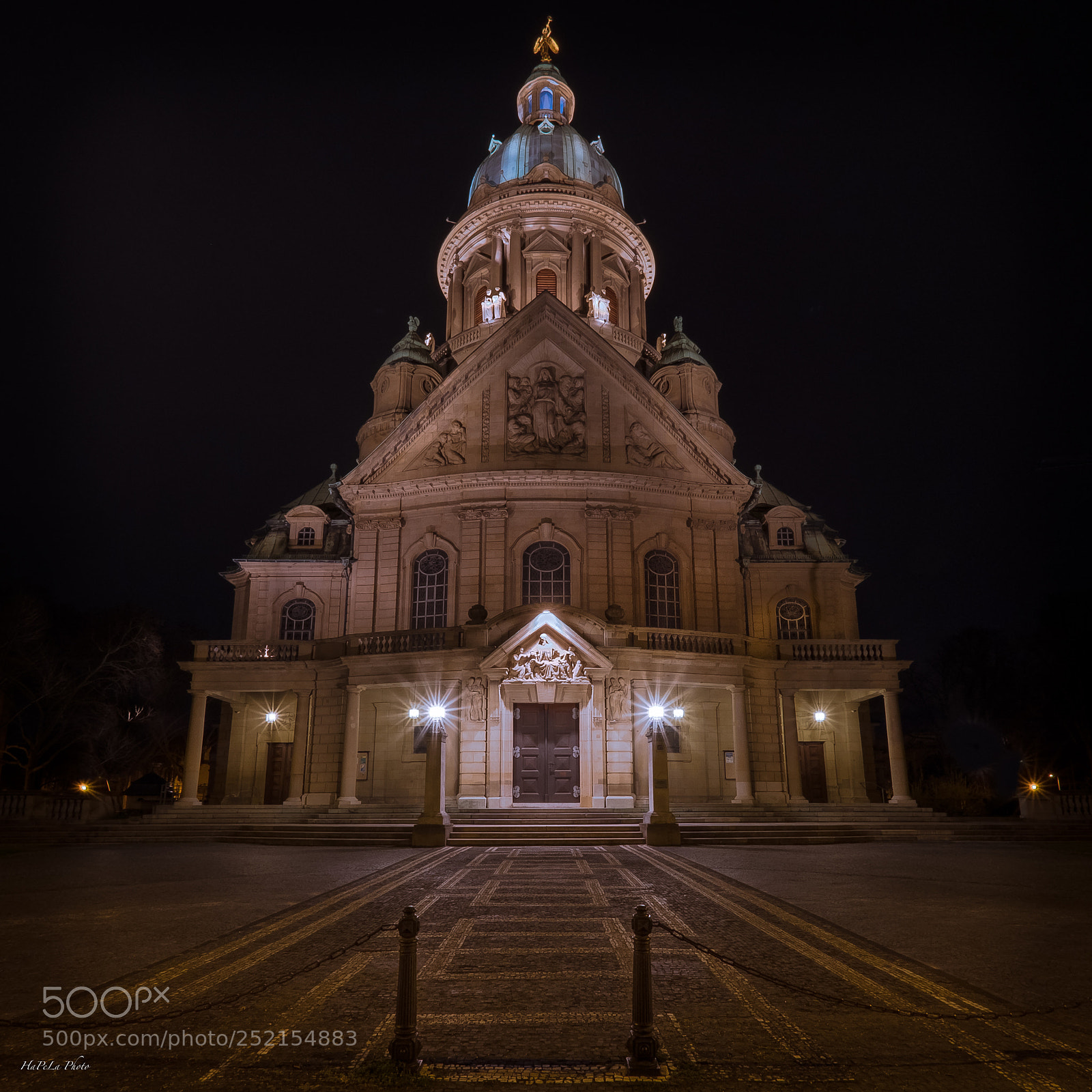 Fujifilm X-T2 sample photo. Christuskirche photography