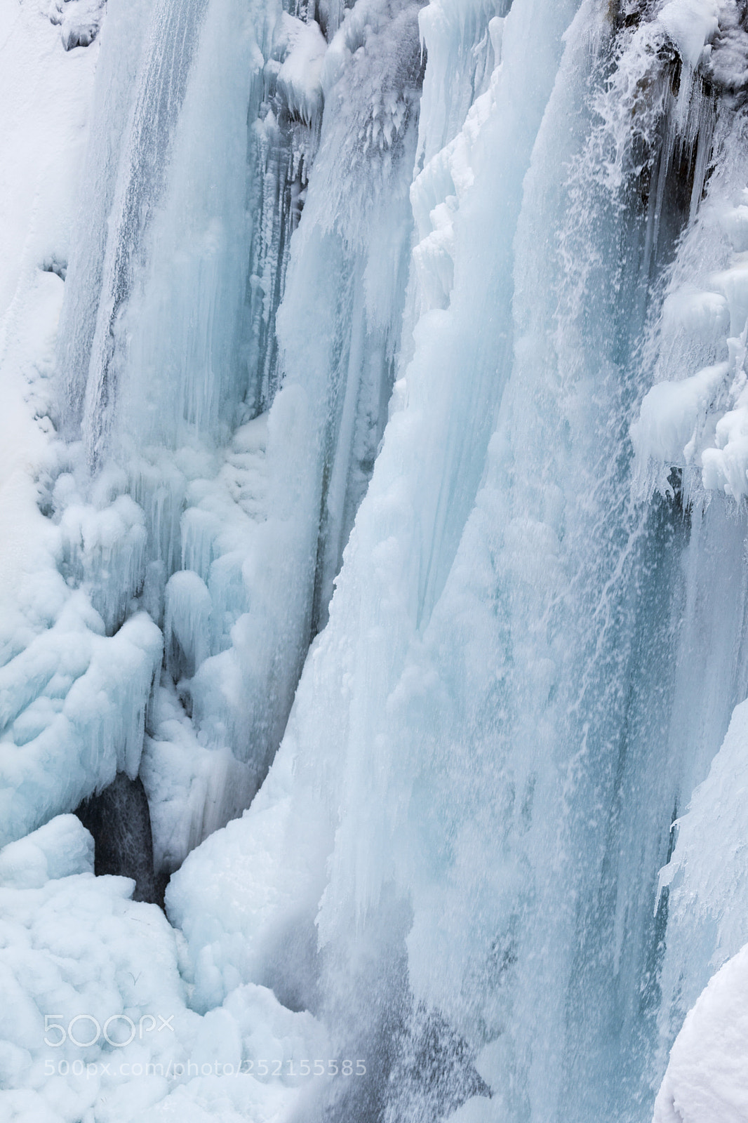 Canon EOS 5D Mark II sample photo. Frozen falls photography