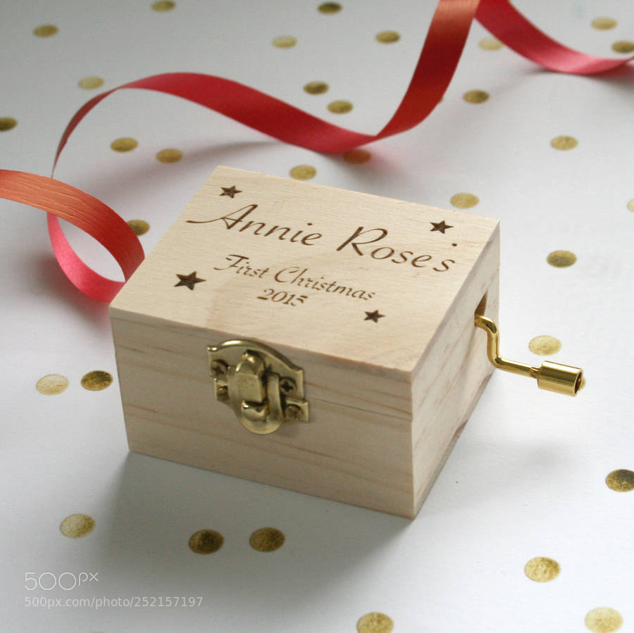 Canon EOS 30D sample photo. Original personalised christmas music photography
