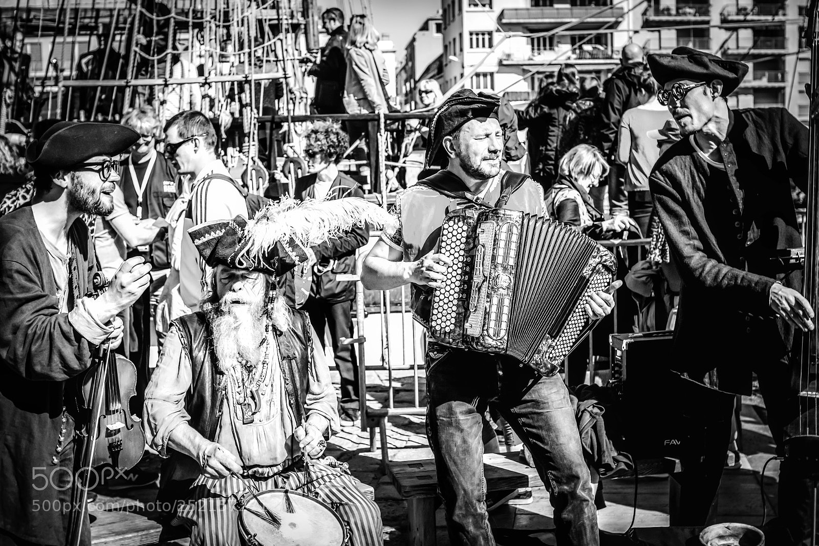 Canon EOS 70D sample photo. Pirates songs photography
