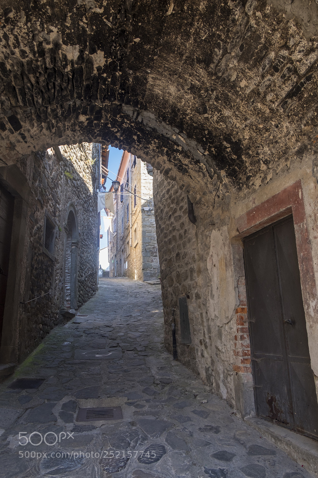 Fujifilm X-T2 sample photo. Pontremoli, historic city in photography